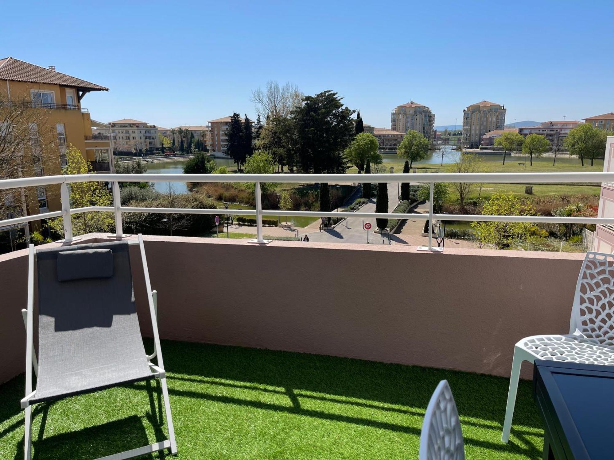 Bel Appartement,2 Chambres, Clim, Vue, Parking Apartment Lattes